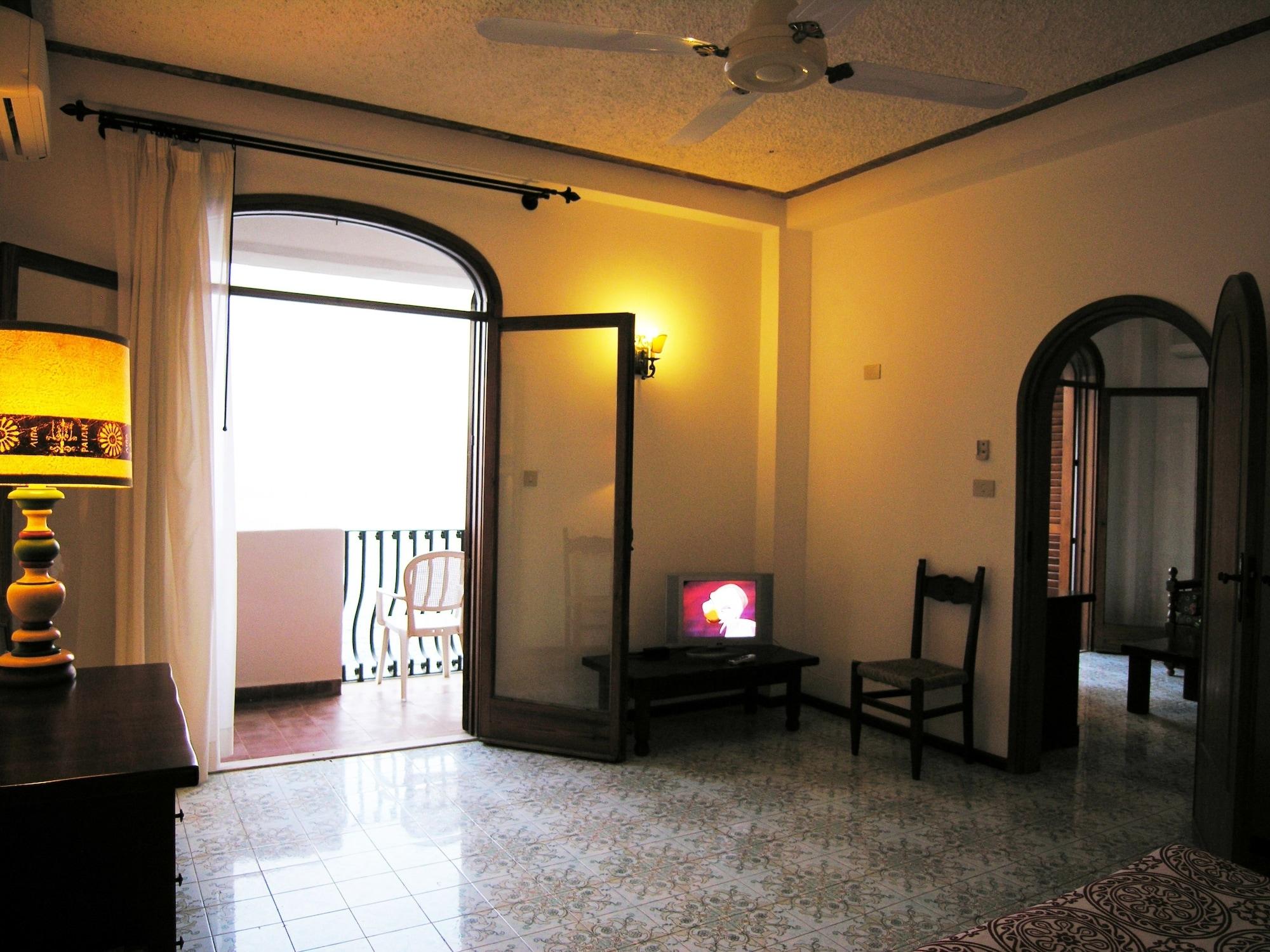 ליפארי Hotel Carasco מראה חיצוני תמונה